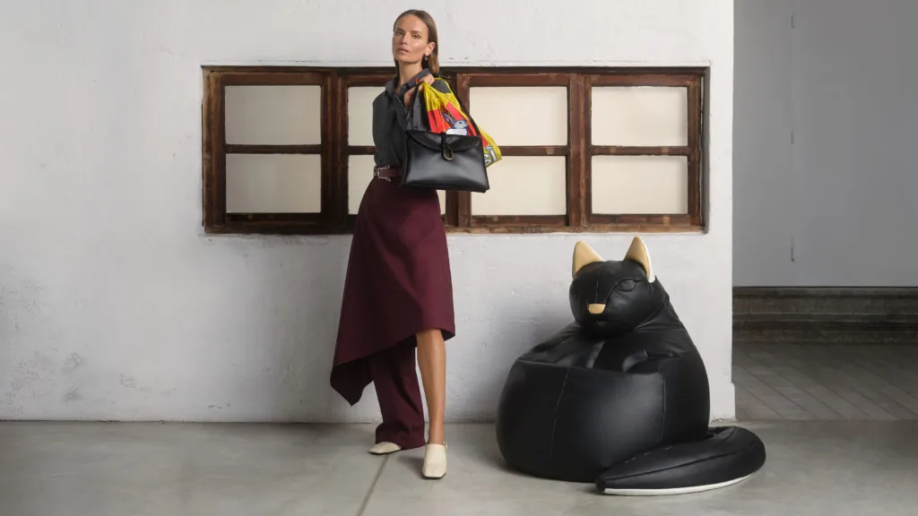 Bottega Veneta SS 25 Lifestyle Handbag and Cat Beanbag