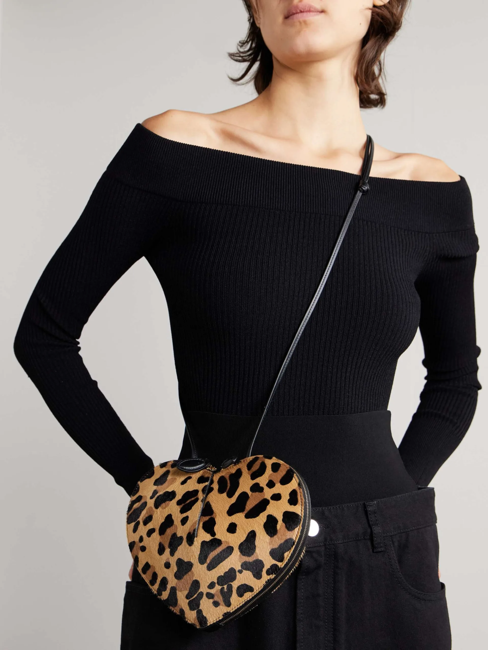 Alaïa Le Coeur Leopard Print Calf Hair Shoulder Bag