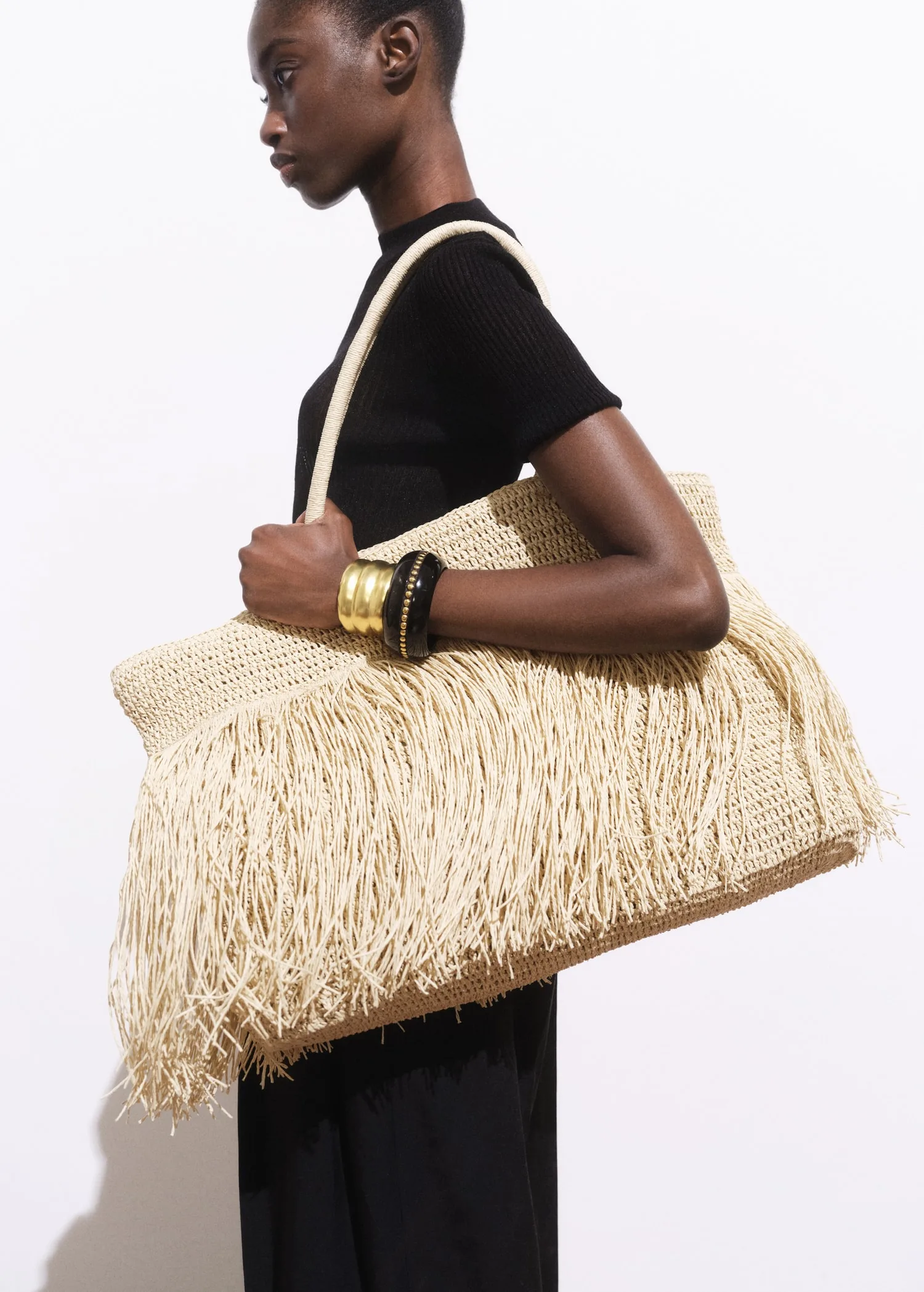 Mango Natural Fibre Beige Shoulder Bag With Fringes