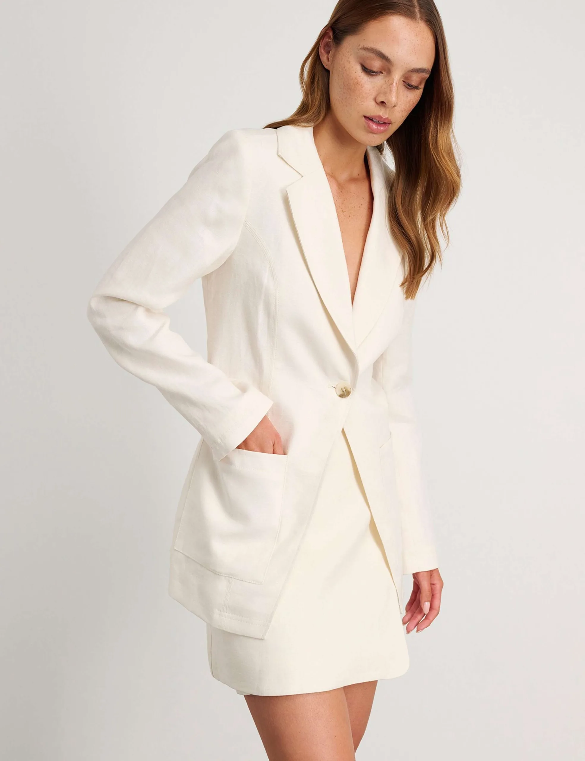 Jag Pure Linen Relaxed White Blazer