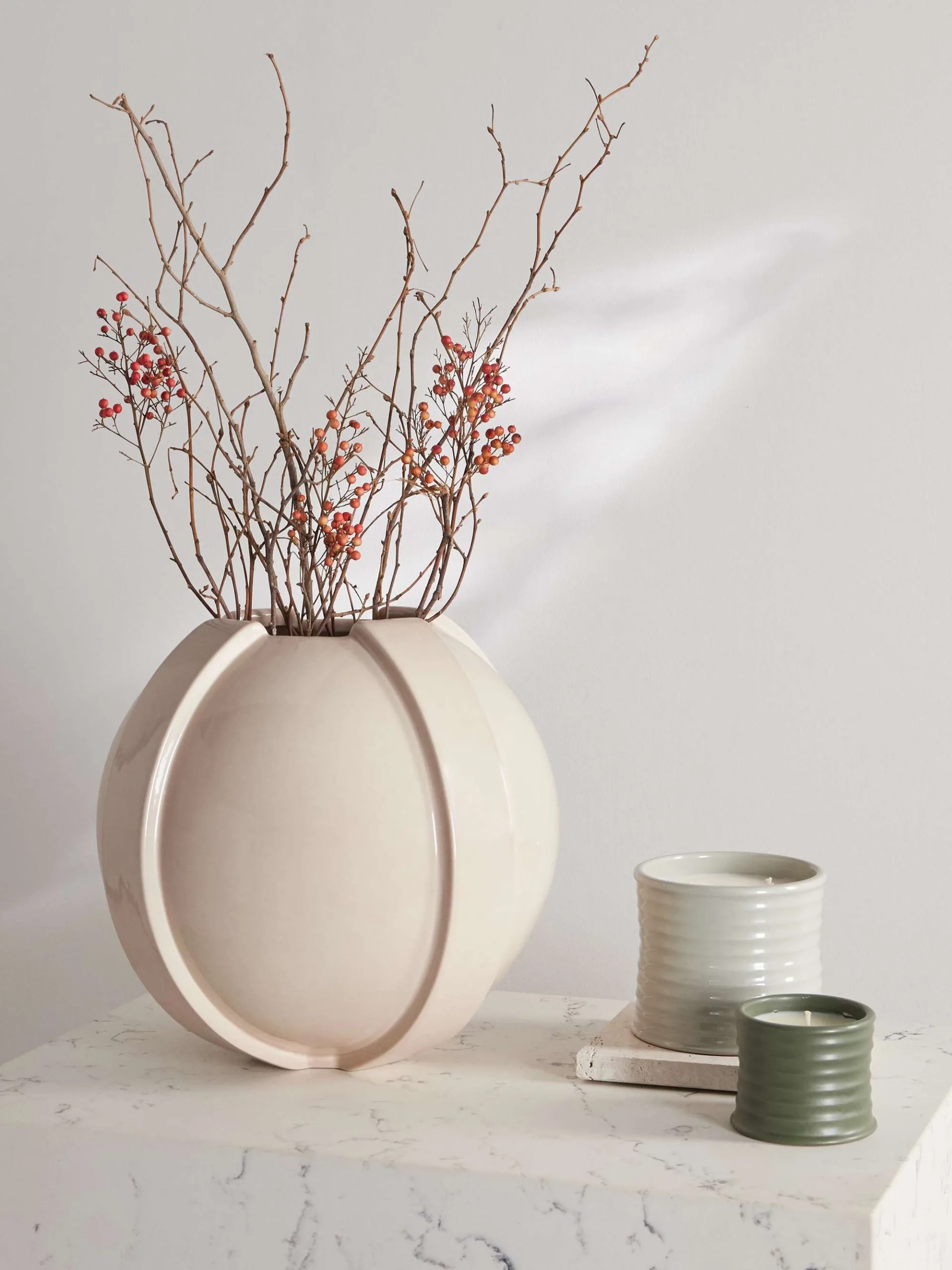 Louise Roe Vinci 01 Ivory Ceramic Vase
