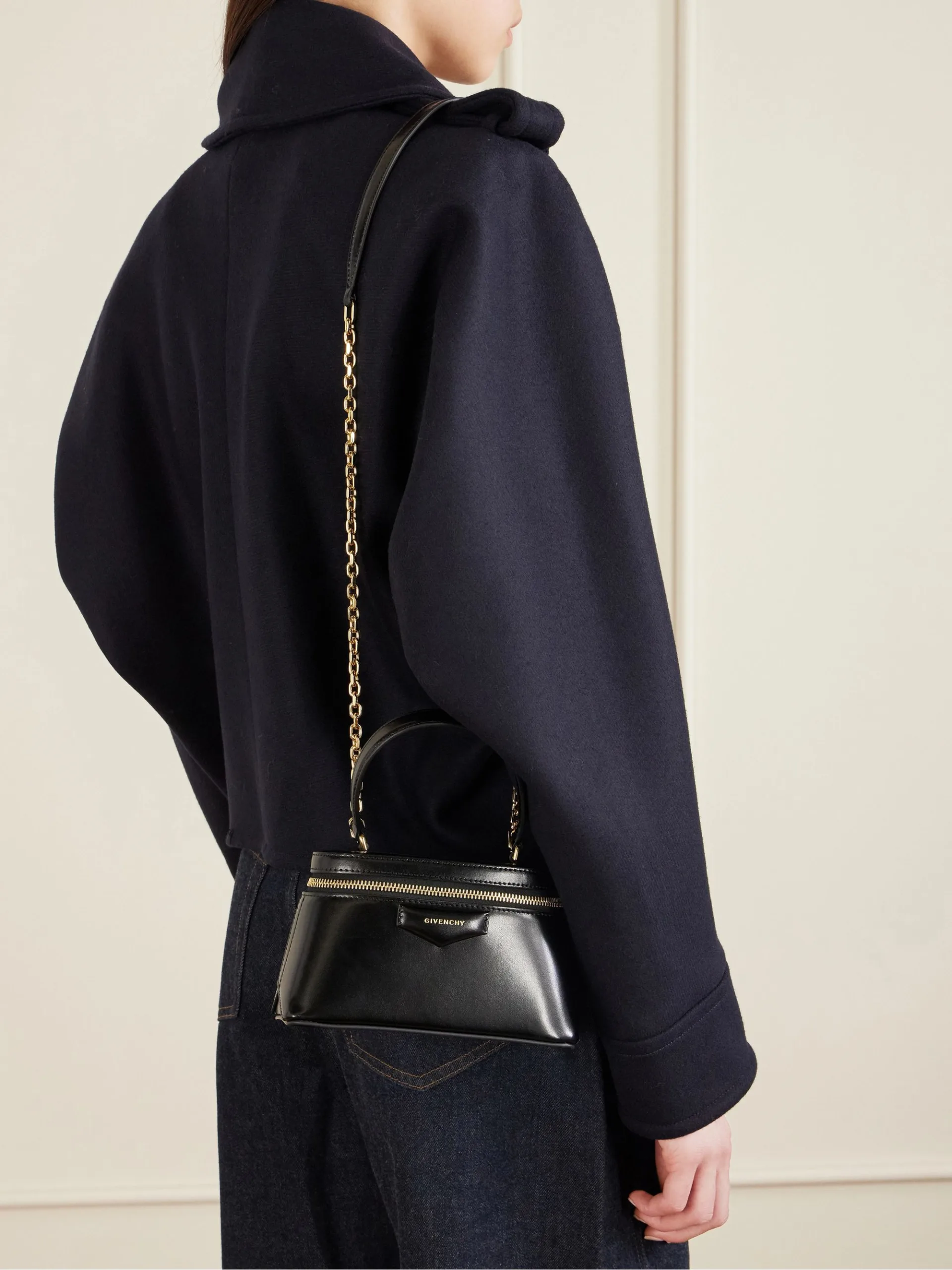 Givenchy Antigona Black Leather Shoulder Bag